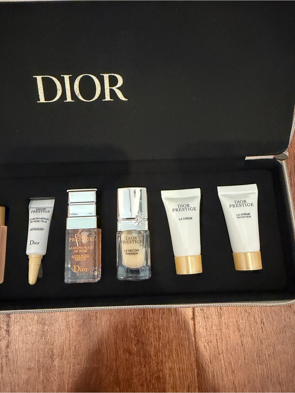 Dior Prestige skincare discovery set - Picture 4 of 11
